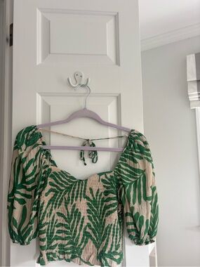 H&M Green and Cream Smocked Top
